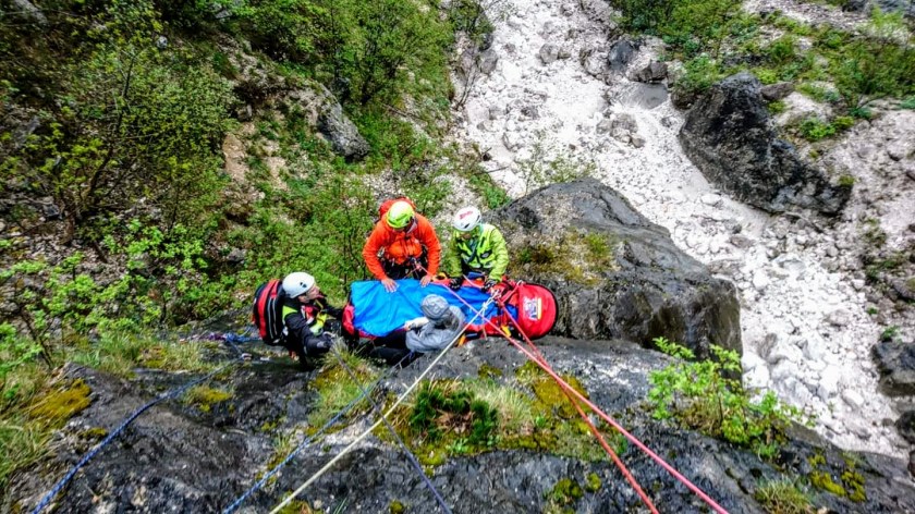 received_384371595497580